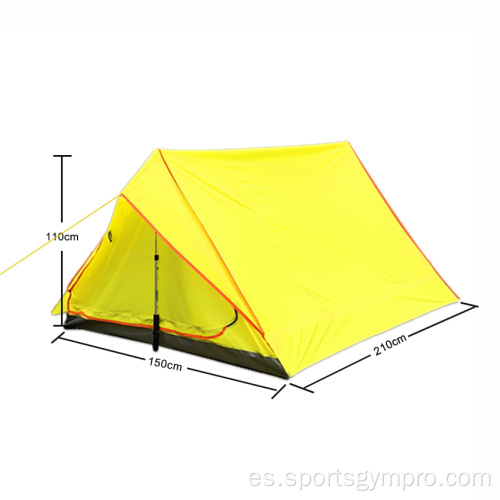 Una carpa de campamento de forma